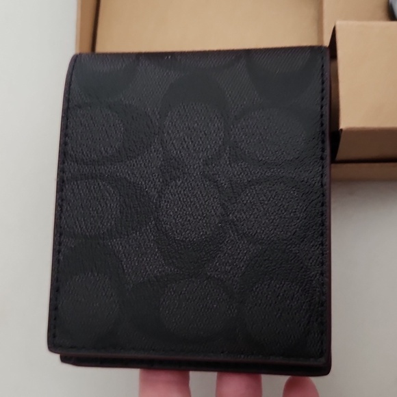 Coach Mens Wallet all over print and key chain ONLY FROM BOX SET NWT - Picture 4 of 15